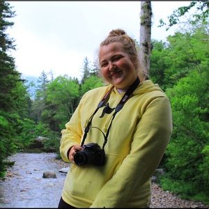 Meet your Posher, Lauren